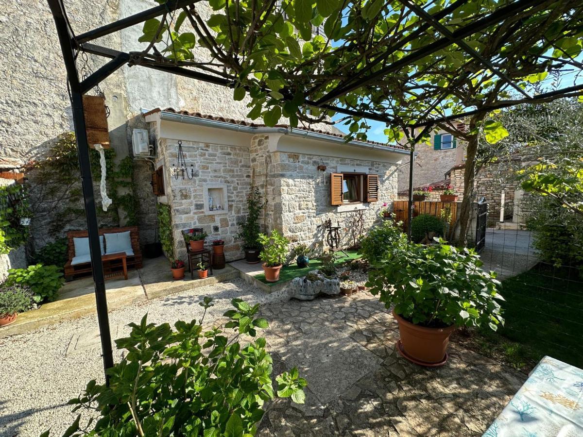 Casa Borgo Hotel Bale Exterior photo