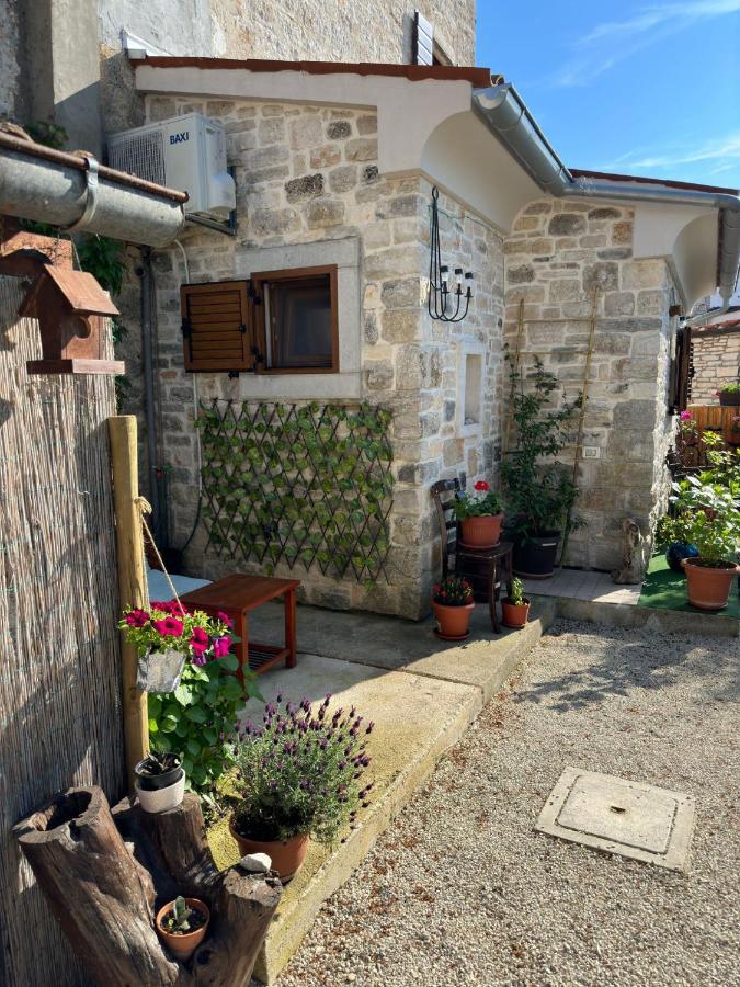 Casa Borgo Hotel Bale Exterior photo